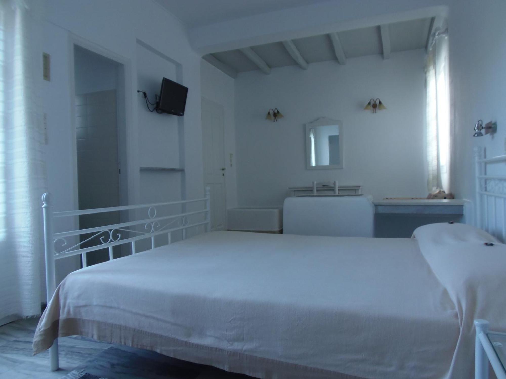 Hotel Manos Науса Номер фото